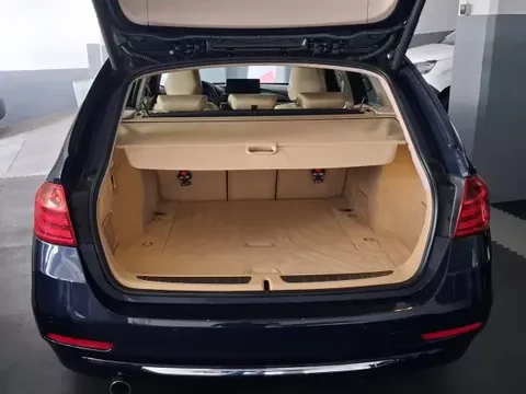 BMW 320 2012 d Auto Exclusive