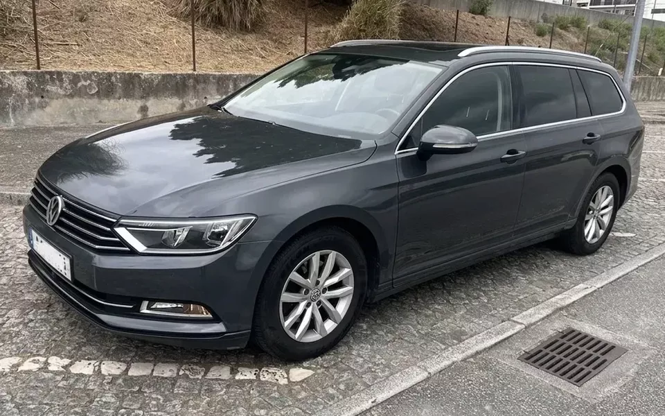 VW Passat Variant 1.6 TDI SCR DSG Conceptline