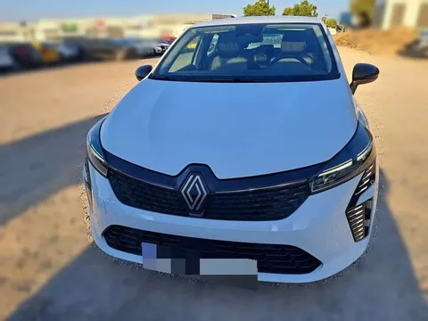 RENAULT Clio Evolution dCi 100 (74kw)