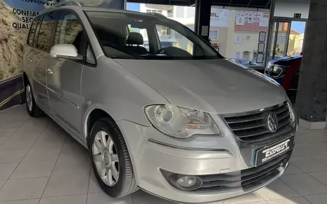 Volkswagen Touran 2008 2.0 TDI Blue.Highline 7L