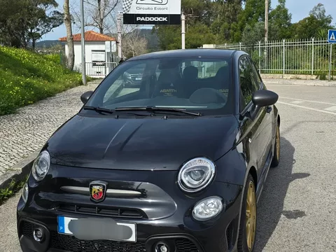 Abarth 695 75 Anniversario