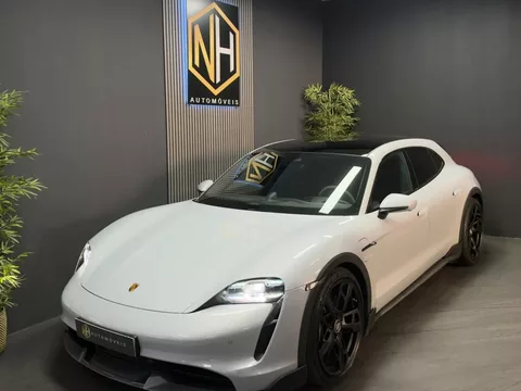 Porsche Taycan Sport Turismo Turbo