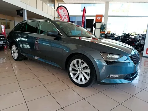 SKODA Superb SKODA Superb Familiar Manual de 5 Puertas