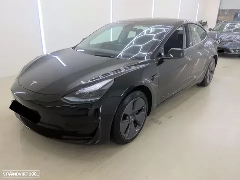 Tesla Model 3 Standard Range Plus RWD