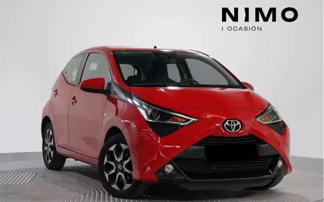 TOYOTA Aygo Aygo 70 x-play