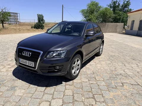 AUDI Q5 Q5 3.2 FSI quattro S-Tronic