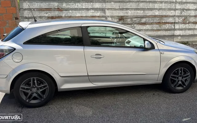 Opel Astra GTC 1.3 CDTi