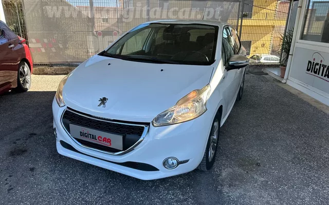 Peugeot 208 1.2 VTi SE Style
