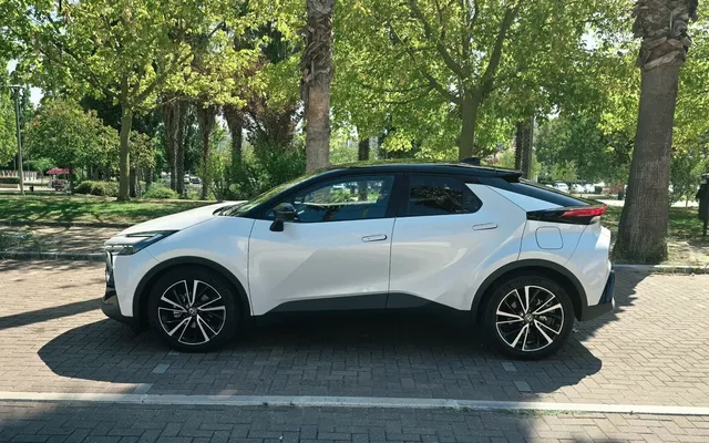 Toyota C-HR 1.8 Hybrid Lounge