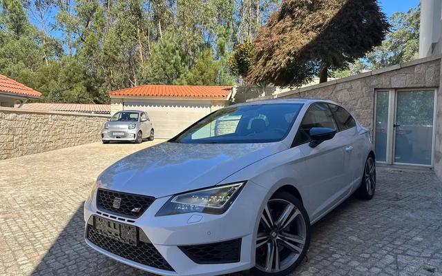 SEAT Leon 2.0 TSI Cupra DSG S/S