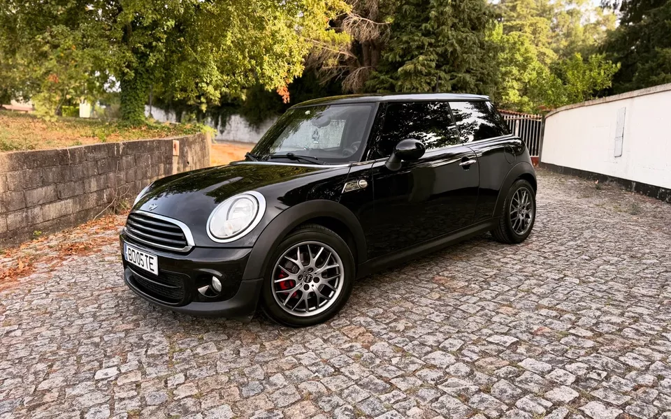 MINI 3 Portas