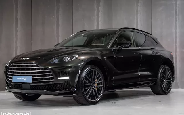 Aston Martin DBX 707