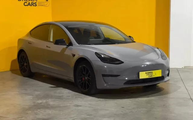 Tesla Model 3 Standard Range Plus RWD