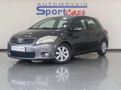 Toyota Auris 1.4 D-4D Sol