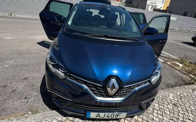 Renault Grand Scénic Energy dCi 110 S&S Bose Edition