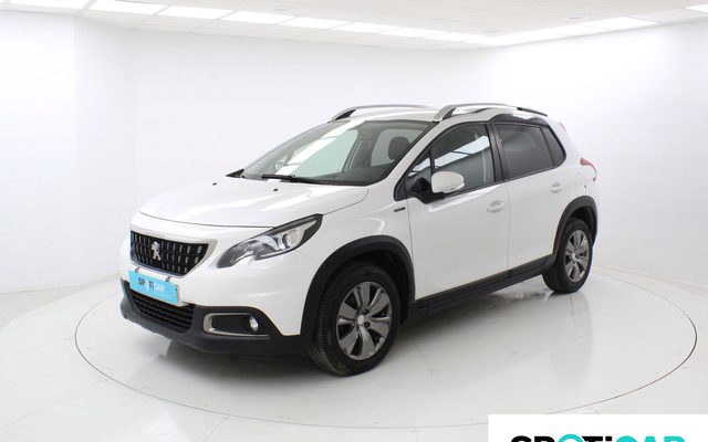 Peugeot 2008 Signature PureTech 110 S&S 6 Vel. MAN