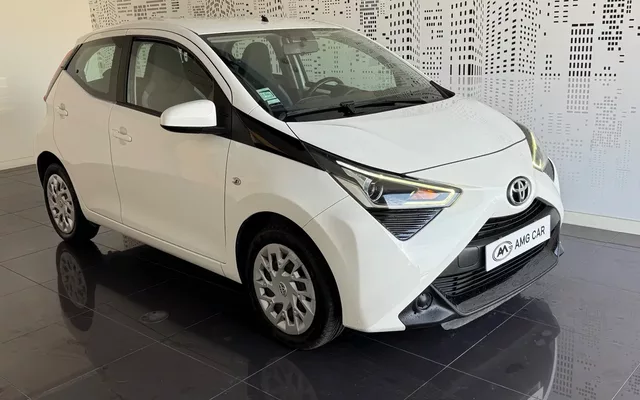 Toyota Aygo 1.0 X-Play Plus