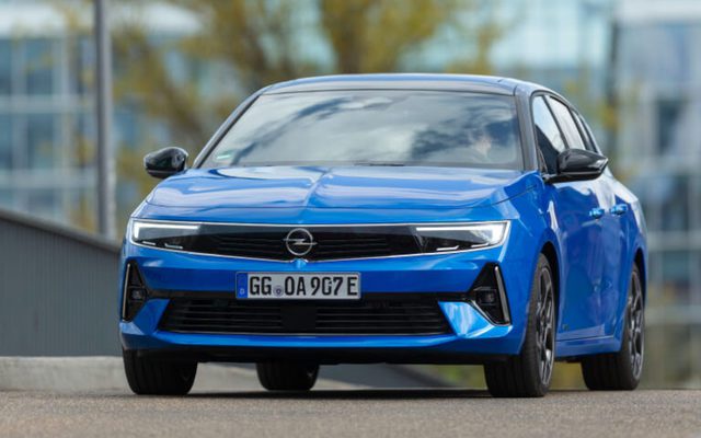 Opel Astra Sports Tourer Hybrid 107 kW GS