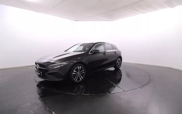 Mercedes-Benz Classe A - 200 d Progressive Advanced Cx. Aut. / Vidros Escurecidos