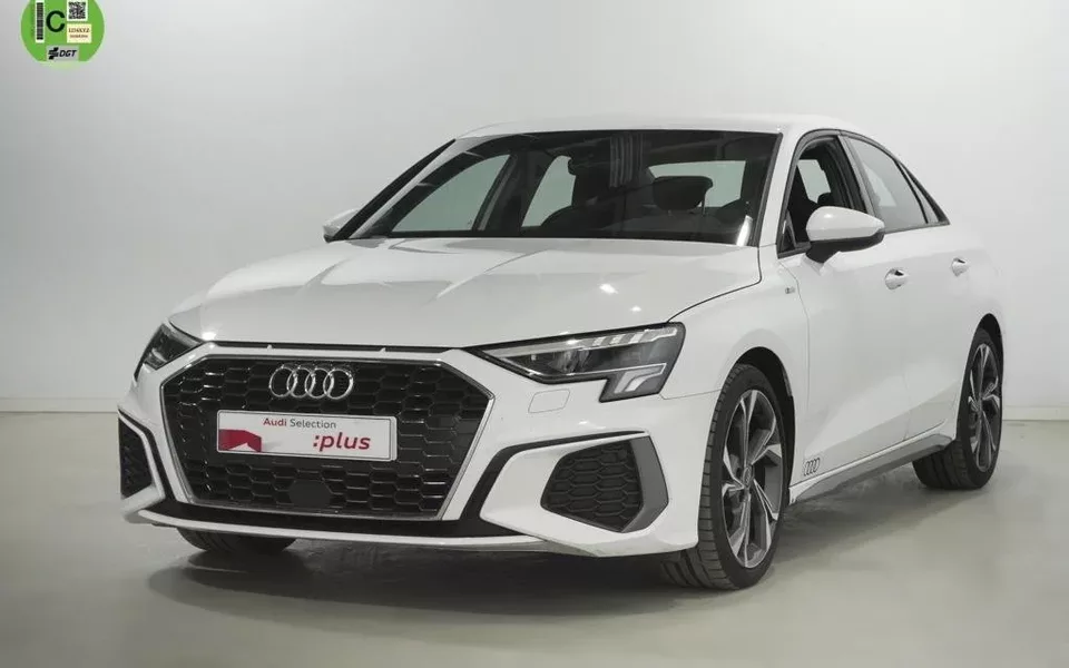 AUDI A3 A3 Sedán 35TDI S line Stronic
