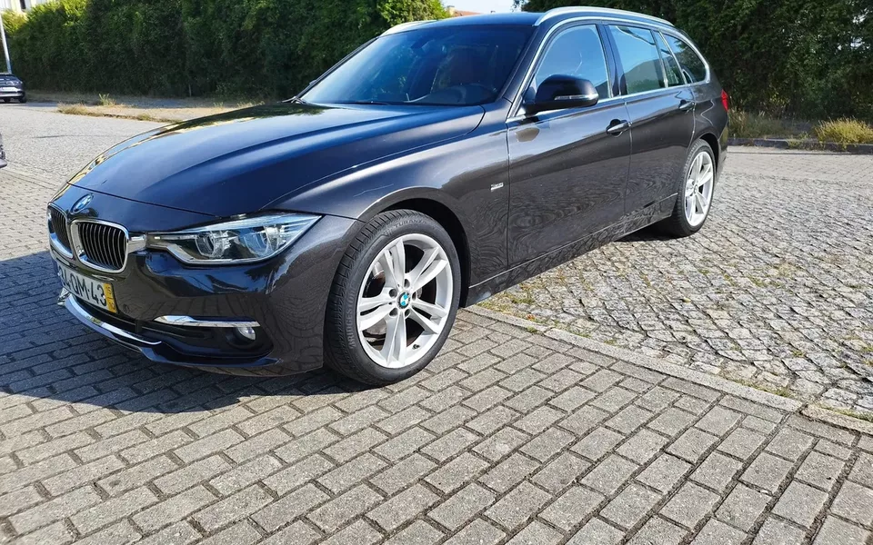 BMW 320 d Line Luxury Auto