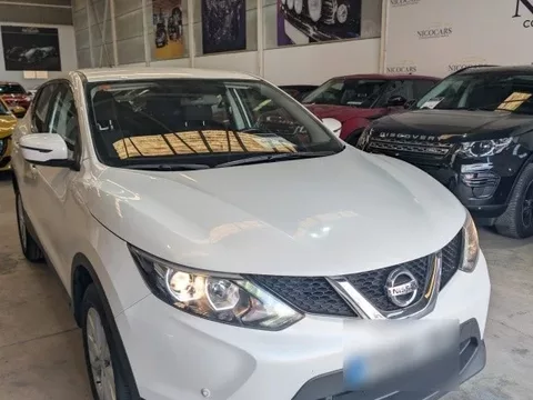 NISSAN Qashqai Qashqai 1.2 DIG-T Acenta 4x2