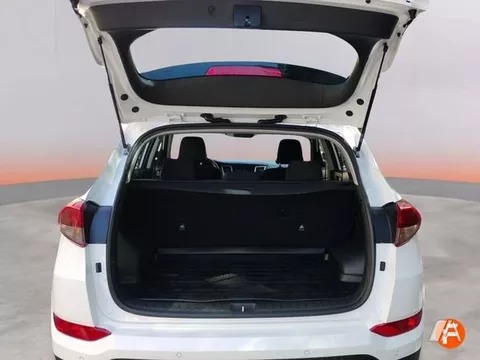 HYUNDAI Tucson Tucson 1.6 TGDI Link 4x2 176