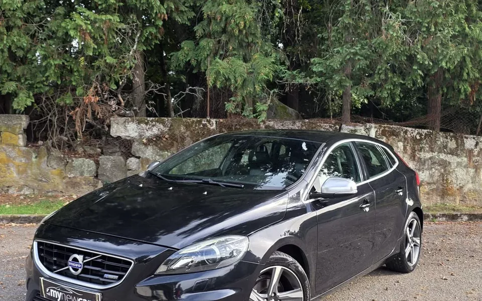 Volvo V40