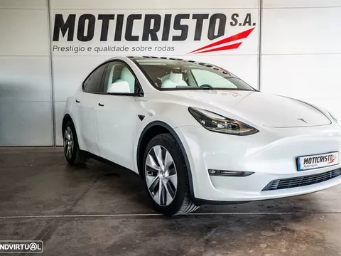 Tesla Model Y Long Range Tração Integral
