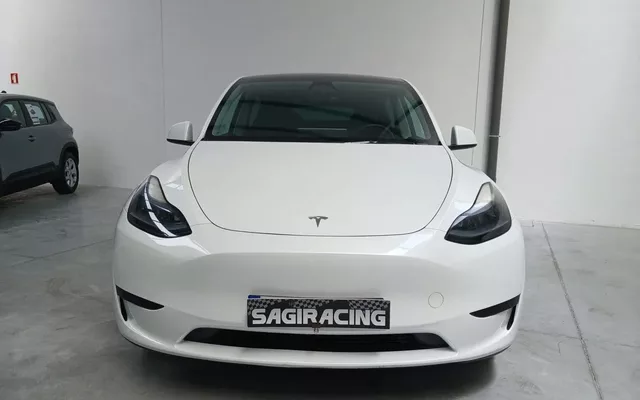 Tesla Model Y Standard