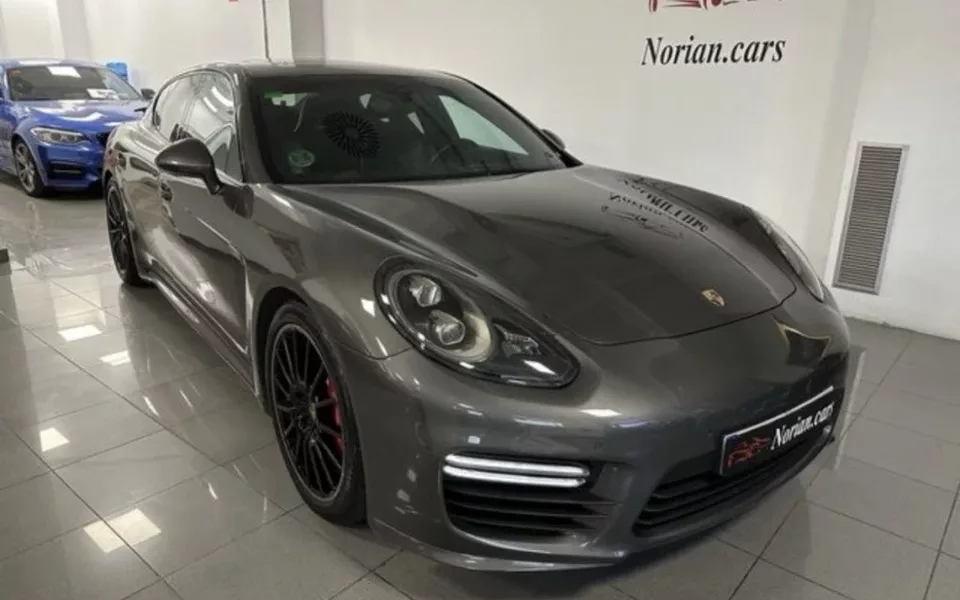 PORSCHE Panamera Panamera GTS PDK