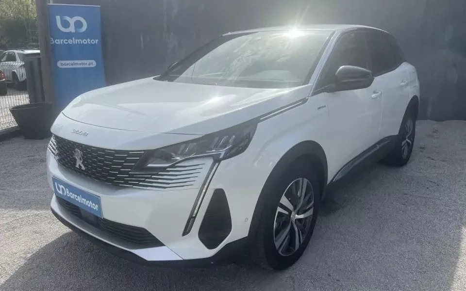 Peugeot 3008 225 e-EAT8 Allure Pack