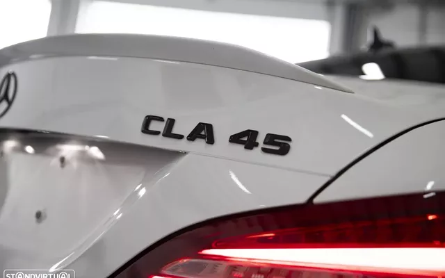 Mercedes-Benz CLA 45 AMG 4Matic Speedshift DCT 7G Night Edition
