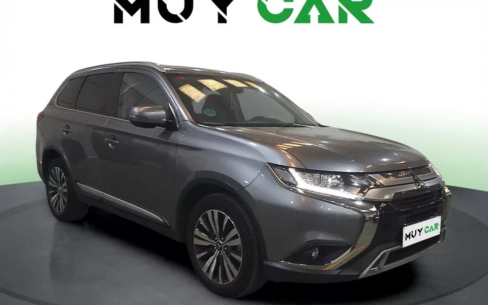 MITSUBISHI Outlander Outlander 200 MPI Motion 2WD 5pl. CVT - 13990€ en Girona