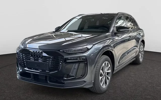 AUDI Q6 e-tron 83 kWh 45 Corporate S