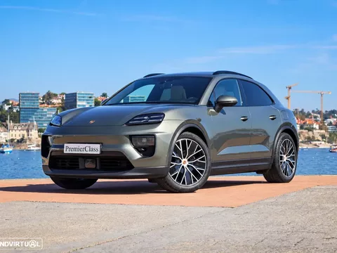 Porsche Macan Electric 4