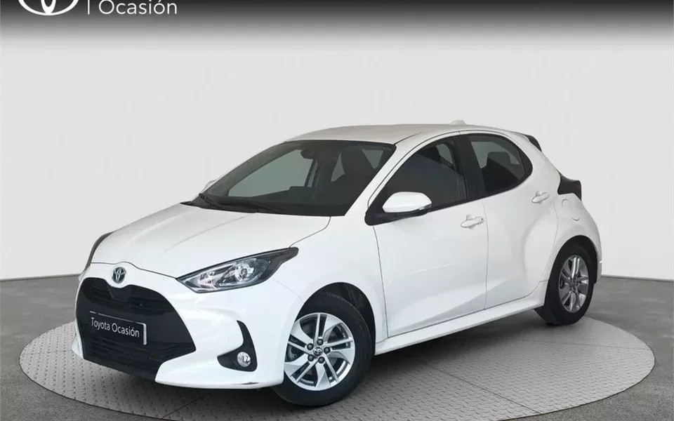 TOYOTA Yaris Yaris 120H 1.5 Business Plus