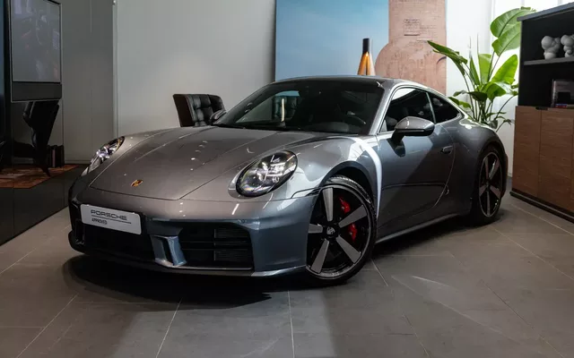 Porsche 911 (992) Carrera S