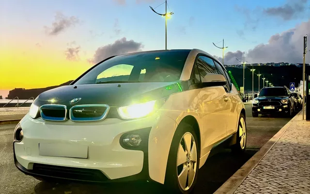 BMW i3 (60 Ah)