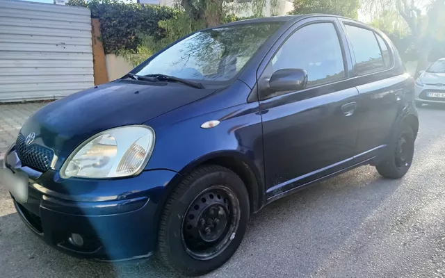 Toyota Yaris 1.0 Sol AC