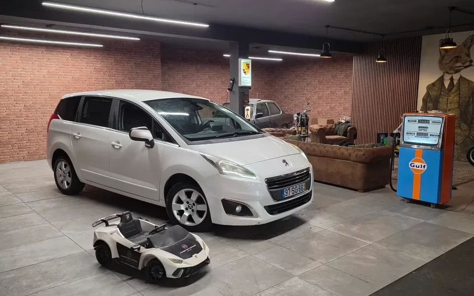 Peugeot 5008 e-HDI 115 ETG6 Stop&Start Active