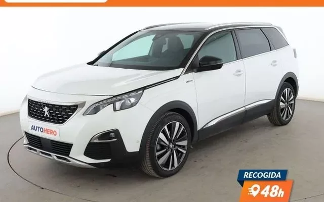 PEUGEOT 5008 1.2 PureTech GT Line