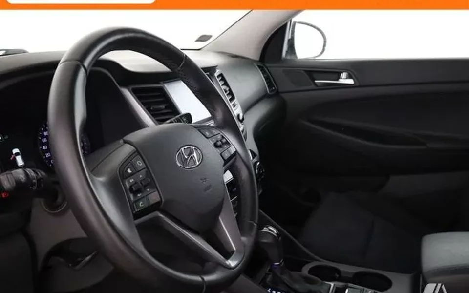 HYUNDAI Tucson 1.7 CRDi Tecno BlueDrive 2WD