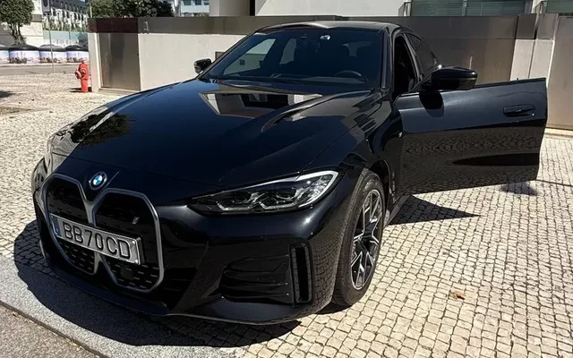 BMW i4 eDrive40 Pack Desportivo M