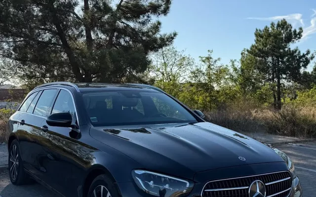Mercedes-Benz E 300 de Avantgarde