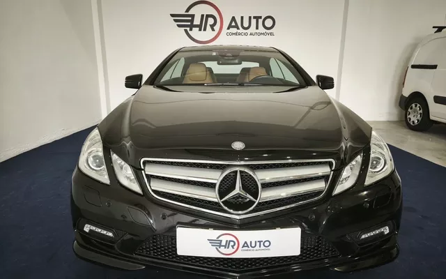 Mercedes-Benz E 350 CDi Avantgarde BlueEfficiency Auto