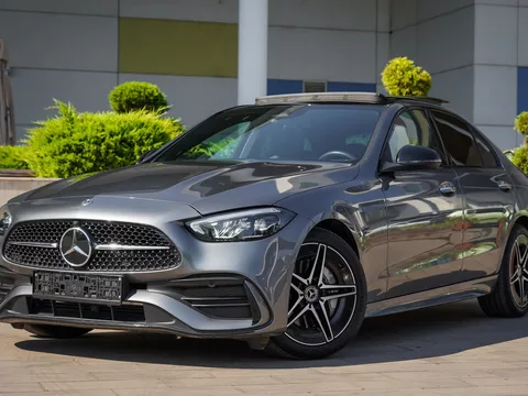 Mercedes-Benz C-Class 2021