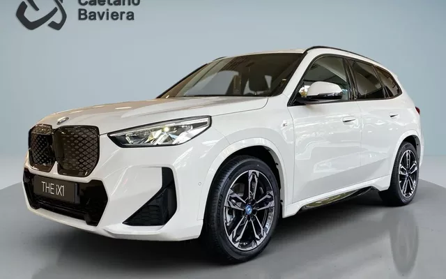 BMW iX1 xDrive30 Pack Desportivo M