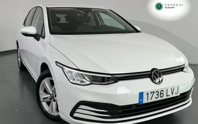 VOLKSWAGEN Golf 1.0 eTSI 81kW (110CV) DSG