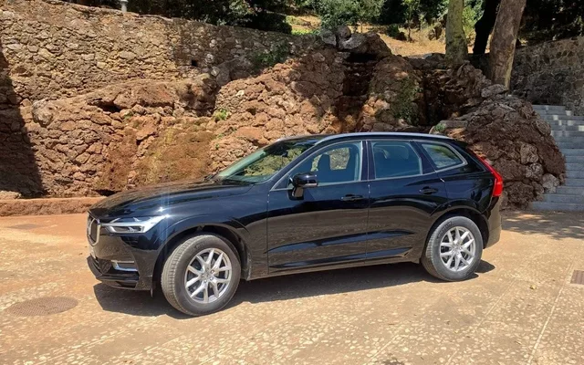 VOLVO XC60 XC60 D4 Momentum Aut.